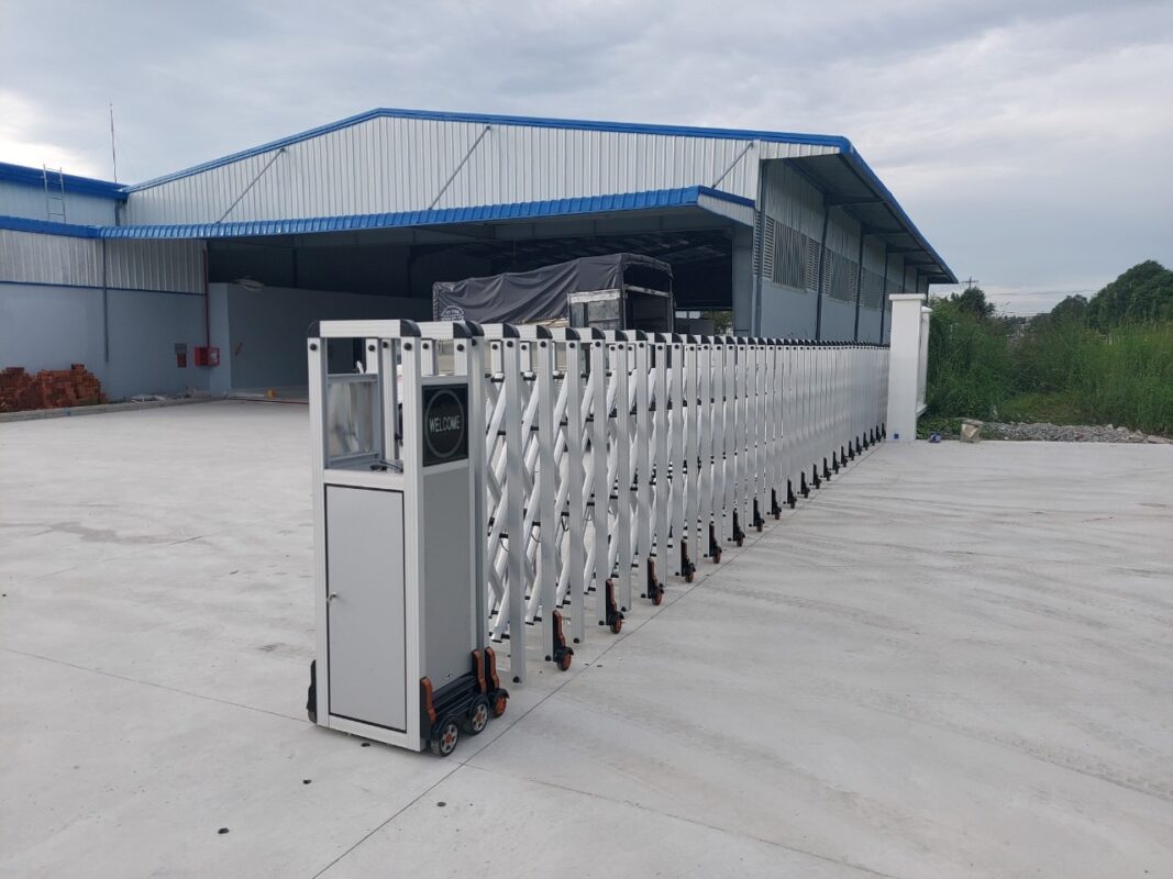 cổng xếp hợp kim nhôm